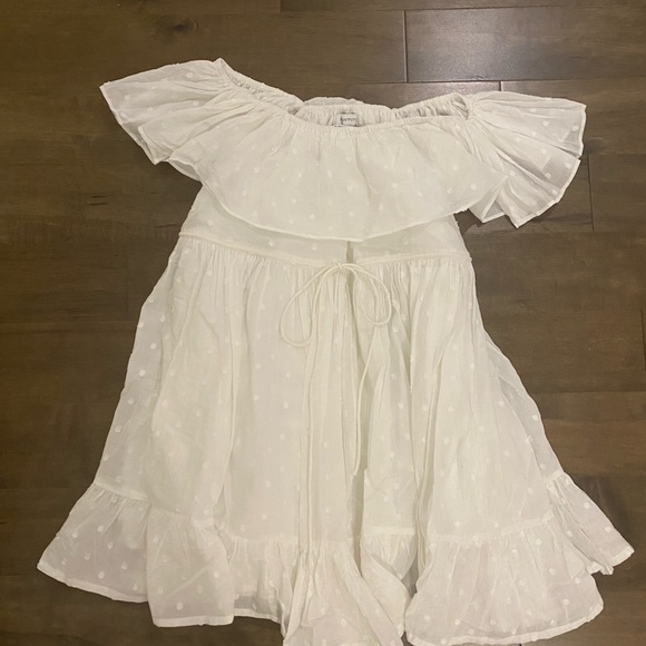 Gorgeous tie-front, off the shoulder Urban Outfitters dress! - Picture 1 of 4